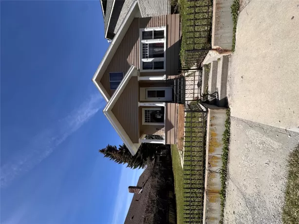 1717 Lowell Avenue Butte Singlefamilyresidence 3 B
