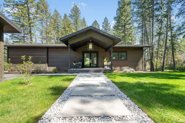 1100 Mooring Road Columbia Falls Singlefamilyresid