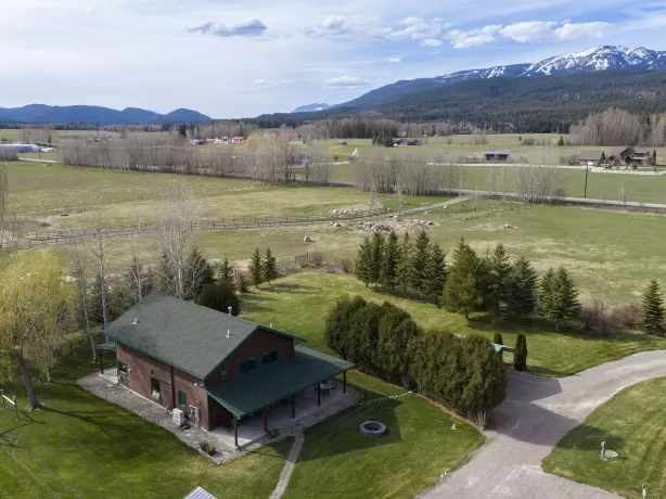 1455 E Edgewood Drive Whitefish Singlefamilyreside