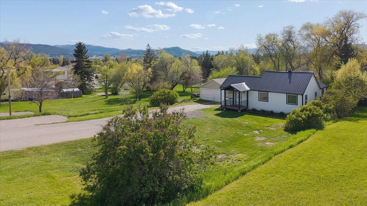 1270 N Meridian Road Kalispell Singlefamilyresiden