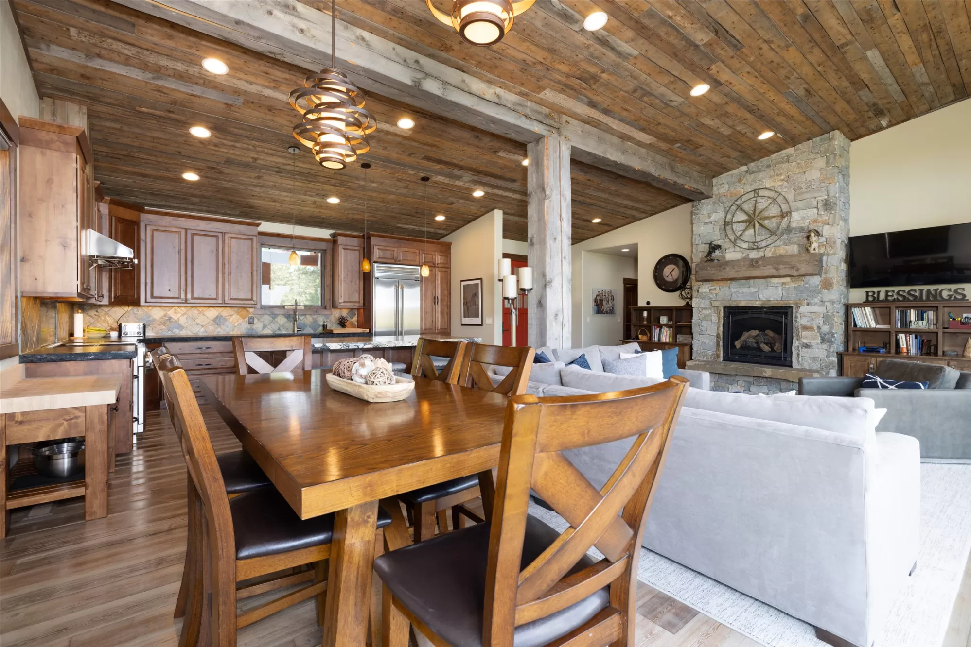 401 Boulder Lane Eureka Singlefamilyresidence 3 Be