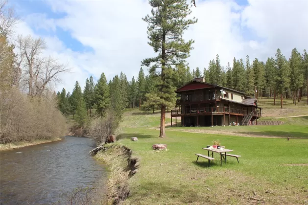 21369 Ninemile Road Huson Singlefamilyresidence 5