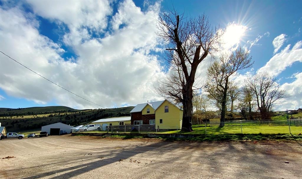 8950 Chevallier Drive Helena Ranch Horse Ski Water