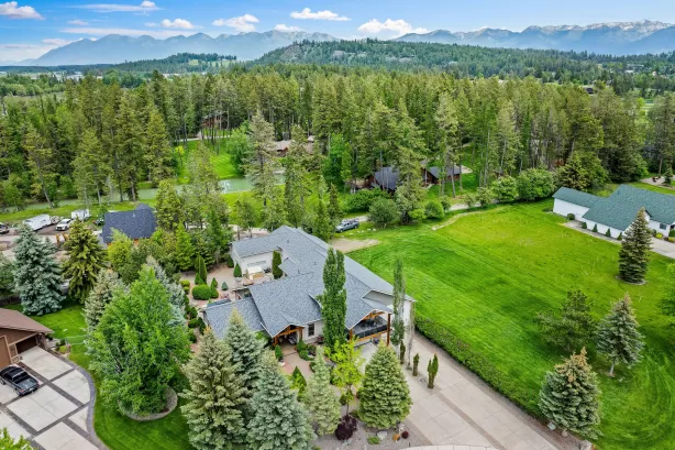 229 Harbor Drive Bigfork Singlefamilyresidence 3 B