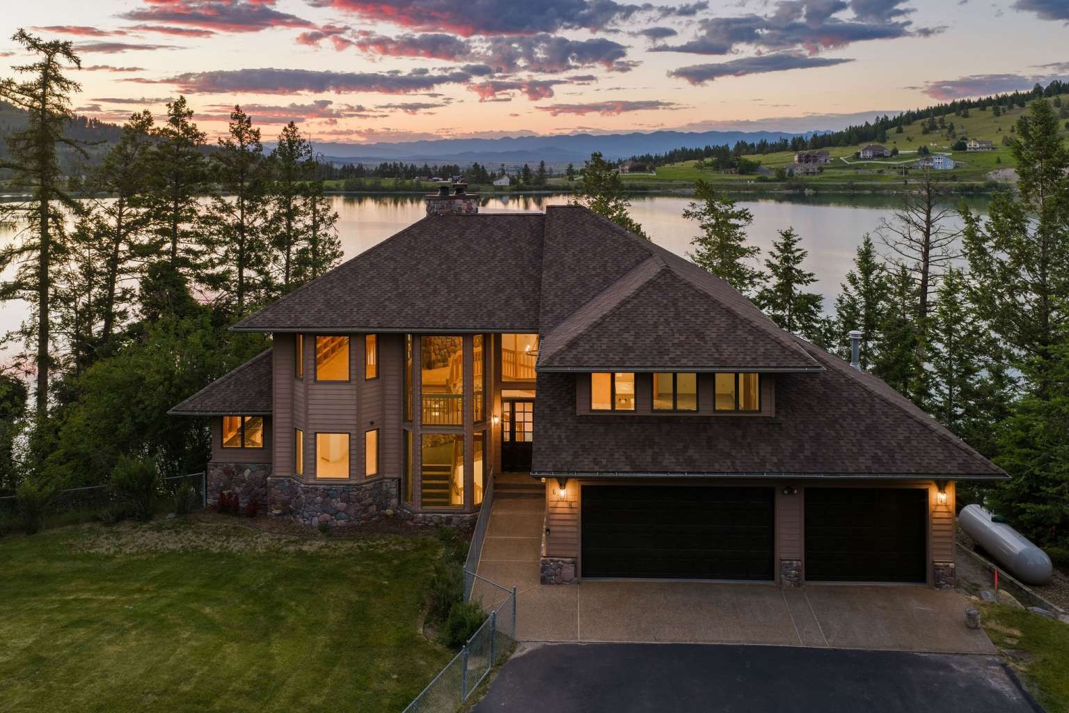 606 S Foys Lake Drive Kalispell Singlefamilyreside