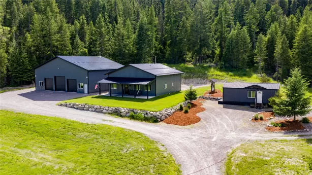 184 Longrider Lane Lakeside Singlefamilyresidence