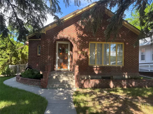 406 S Delaware Street Conrad Singlefamilyresidence