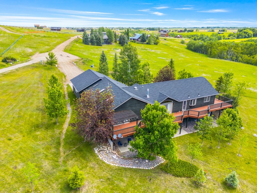 27 Beavertail Road Red Lodge Singlefamilyresidence