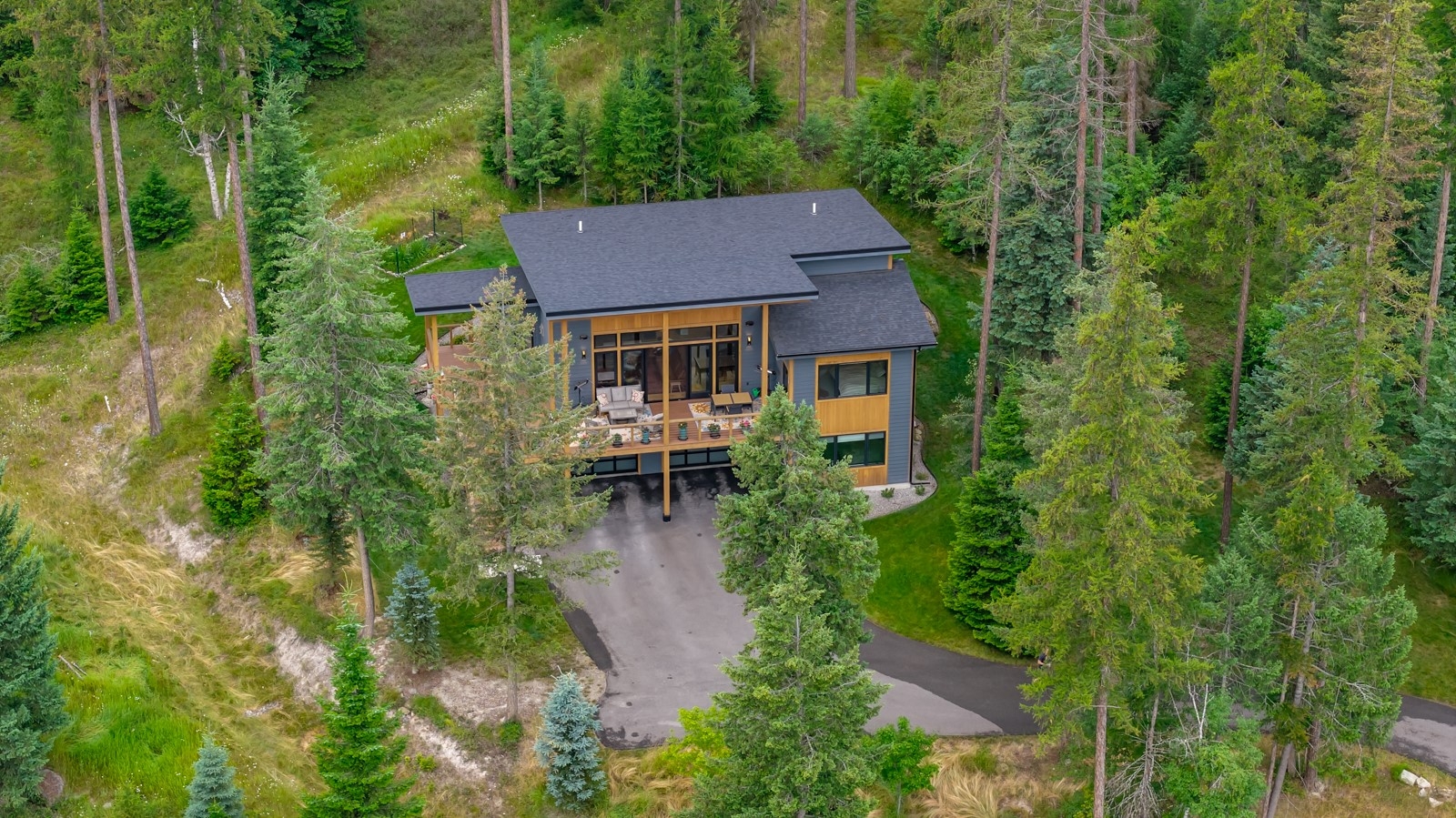 300 Haugen Heights Whitefish Singlefamilyresidence