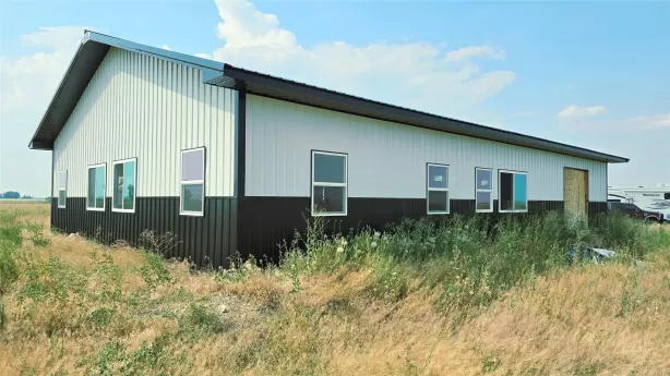 42 Kamloops Road Power Singlefamilyresidence 0 Bed