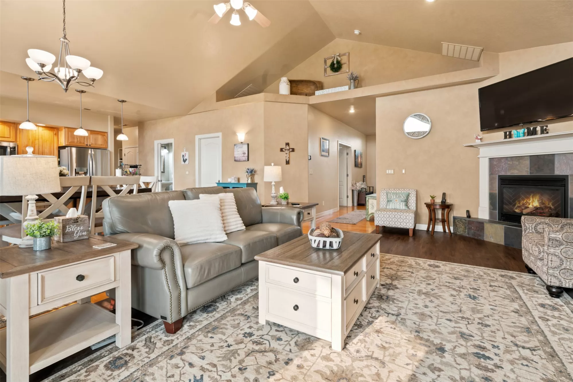 126 Jet Lane Hamilton Singlefamilyresidence 4 Bedr