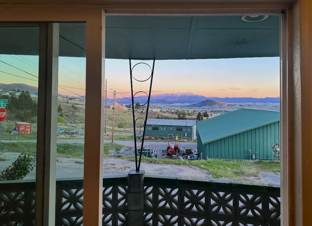 1501 4th Street Butte Singlefamilyresidence 4 Bedr
