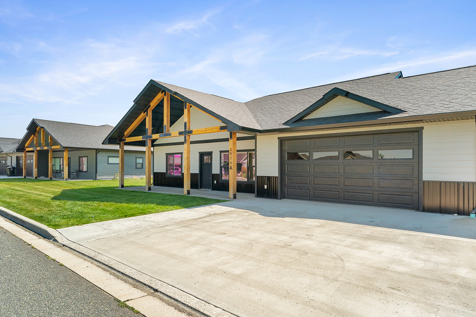 3979 Swan Road East Helena Condominium 3 Bedrooms