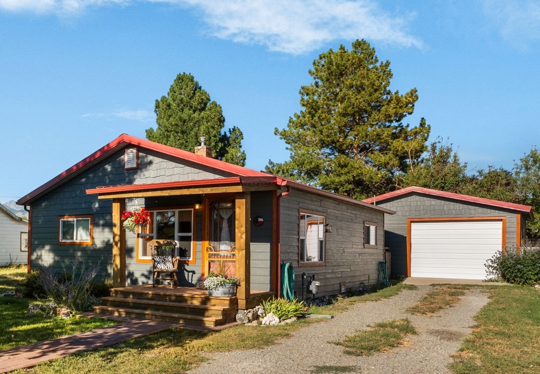 217 Boundary Street Sheridan Singlefamilyresidence