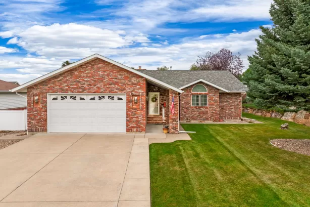 1704 39th Street S Great Falls Singlefamilyresiden