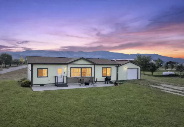 13 Desert Drive Townsend Manufacturedhome 3 Bedroo
