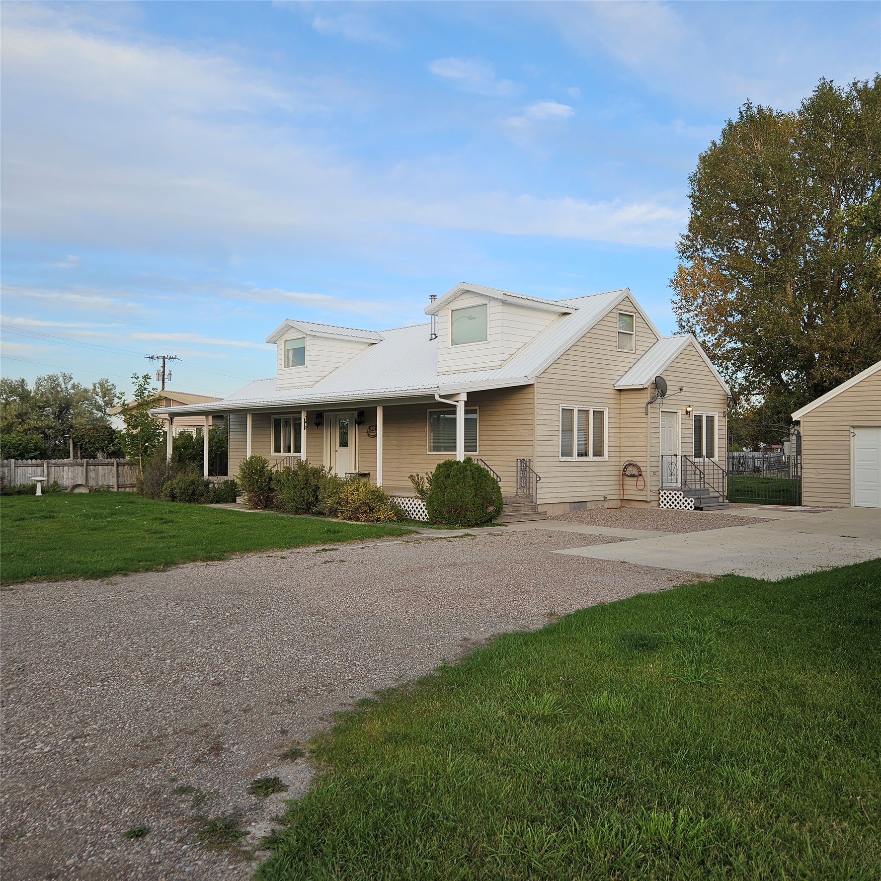 105 Broadway Street Augusta Singlefamilyresidence