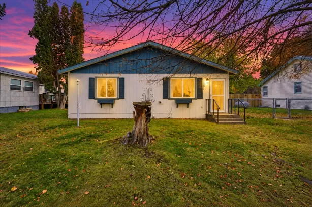1207 Idaho Avenue Libby Singlefamilyresidence 3 Be